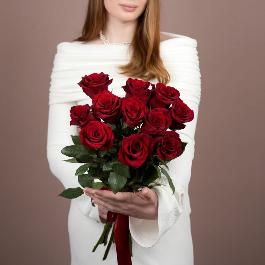 Букет из 11 красных роз 